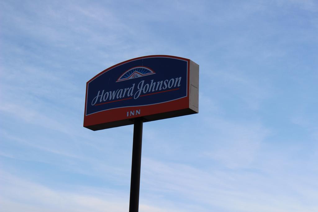 Howard Johnson By Wyndham Hotel